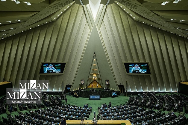 تأکید مجلس بر تسریع در تصویب قانون تبدیل وضعیت نیروهای شرکتی