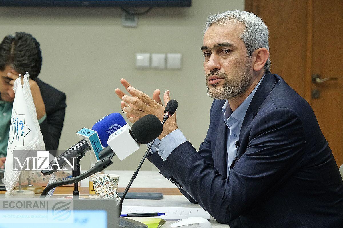 سیگنالی از کاهش درآمد نفتی دریافت نکرده‌ایم