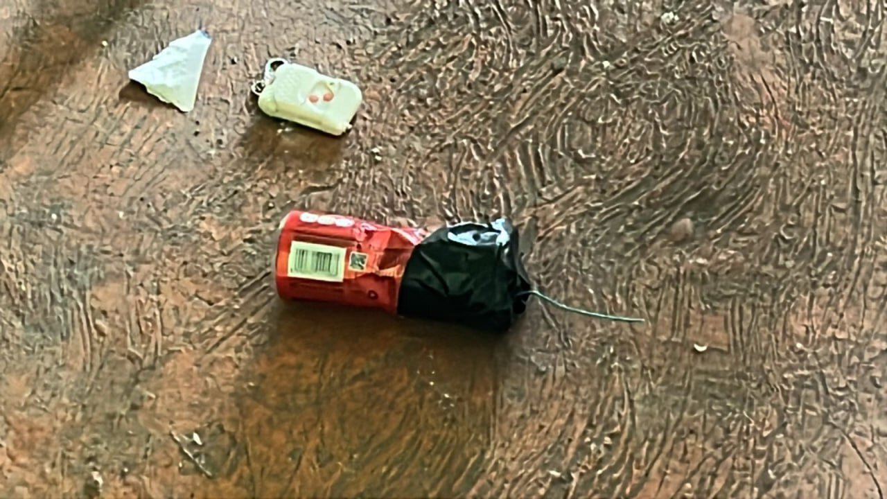 انفجار در اندونزی همزمان با برگزاری نماز جمعه؛ ۵۴ نفر مجروح شدند انفجار در اندونزی همزمان با برگزاری نماز جمعه؛ ۵۴ نفر مجروح شدند