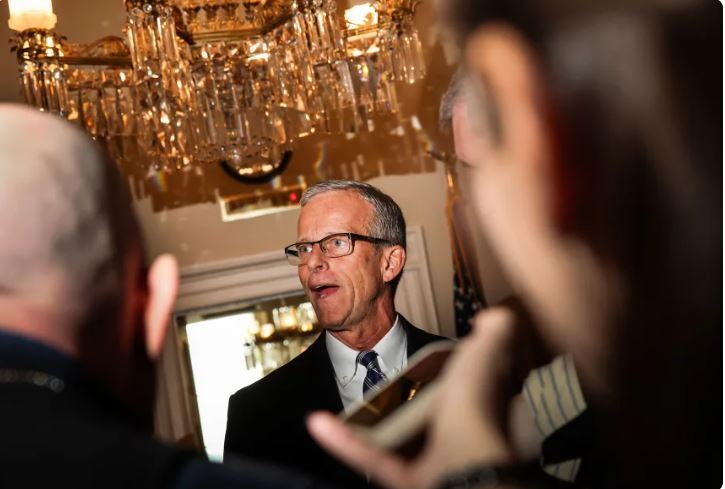 شکست دوباره سنا در پایان دادن به تعطیلی دولت فدرال/ هزار پرواز در آمریکا لغو شدند