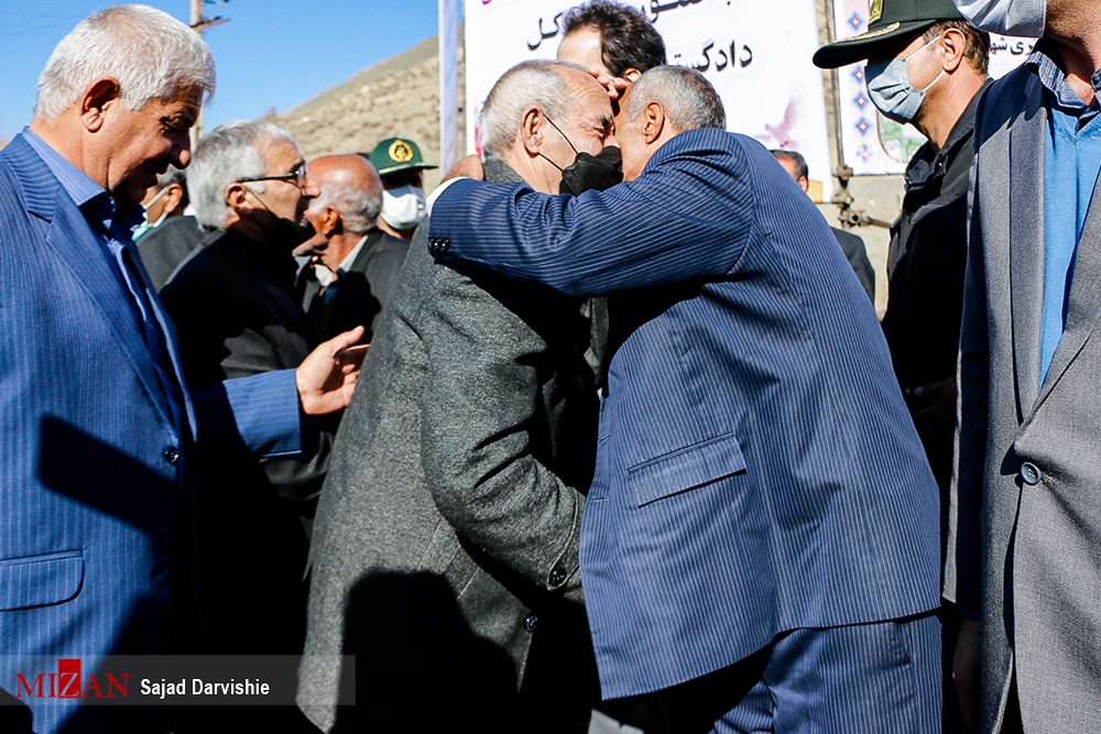 آیین خونصلح در لرستان نگاهی به آیین خونصلح در لرستان/ وقتی بخشش، قانون را معنا میکند