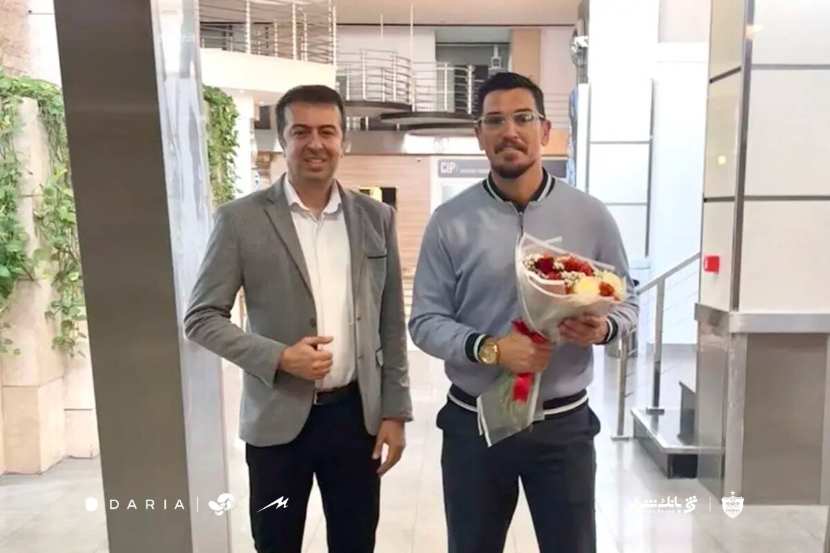 مربی بدنساز پرسپولیس وارد تهران شد