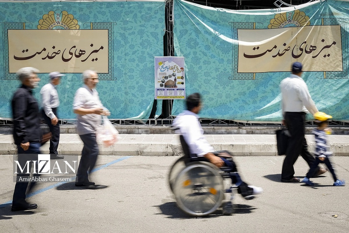 میز خدمت قوه قضاییه در محل برگزاری نماز جمعه برگزار شد