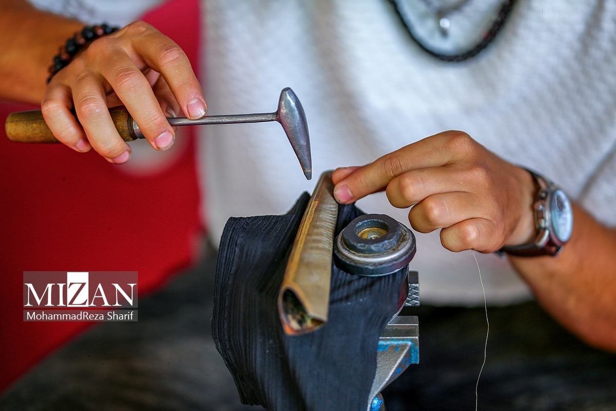 بررسی نقش محوری صنعت گردشگری و صنایع دستی در رشد اقتصادی