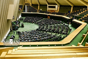 رئیس کمیسیون صنایع و معادن مجلس: تنها ۱۸.۸ درصد از هدف رشد صنعتی در سال اول برنامه هفتم محقق شده است