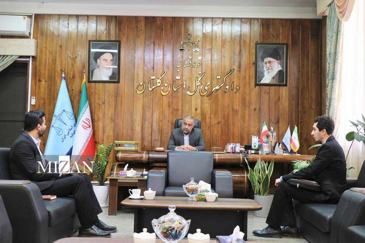 رئیس کل دادگستری گلستان به درخواست ۱۰۵ نفر از مراجعان در ملاقات مردمی رسیدگی کرد