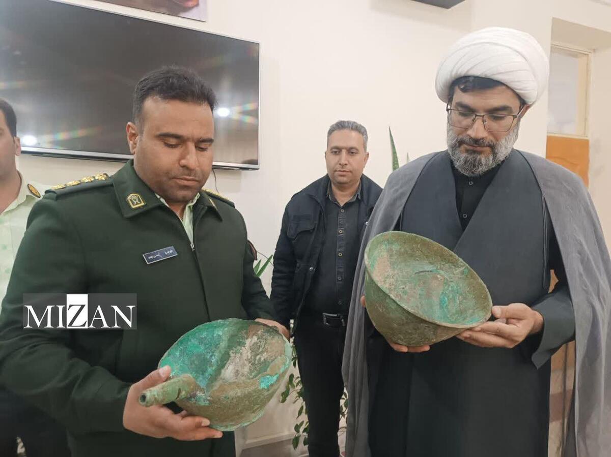 حفاران غیرمجاز در قلعه تاریخی کشیت دستگیر شدند/کشف ۹۱ اثر تاریخی از منزل متهمان