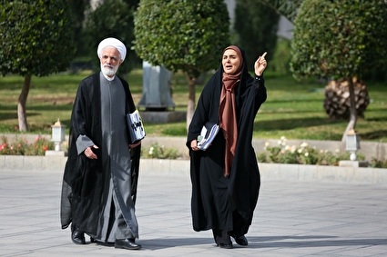 حاشیه جلسه هیئت دولت - ۲۱ آبان۱۴۰۴