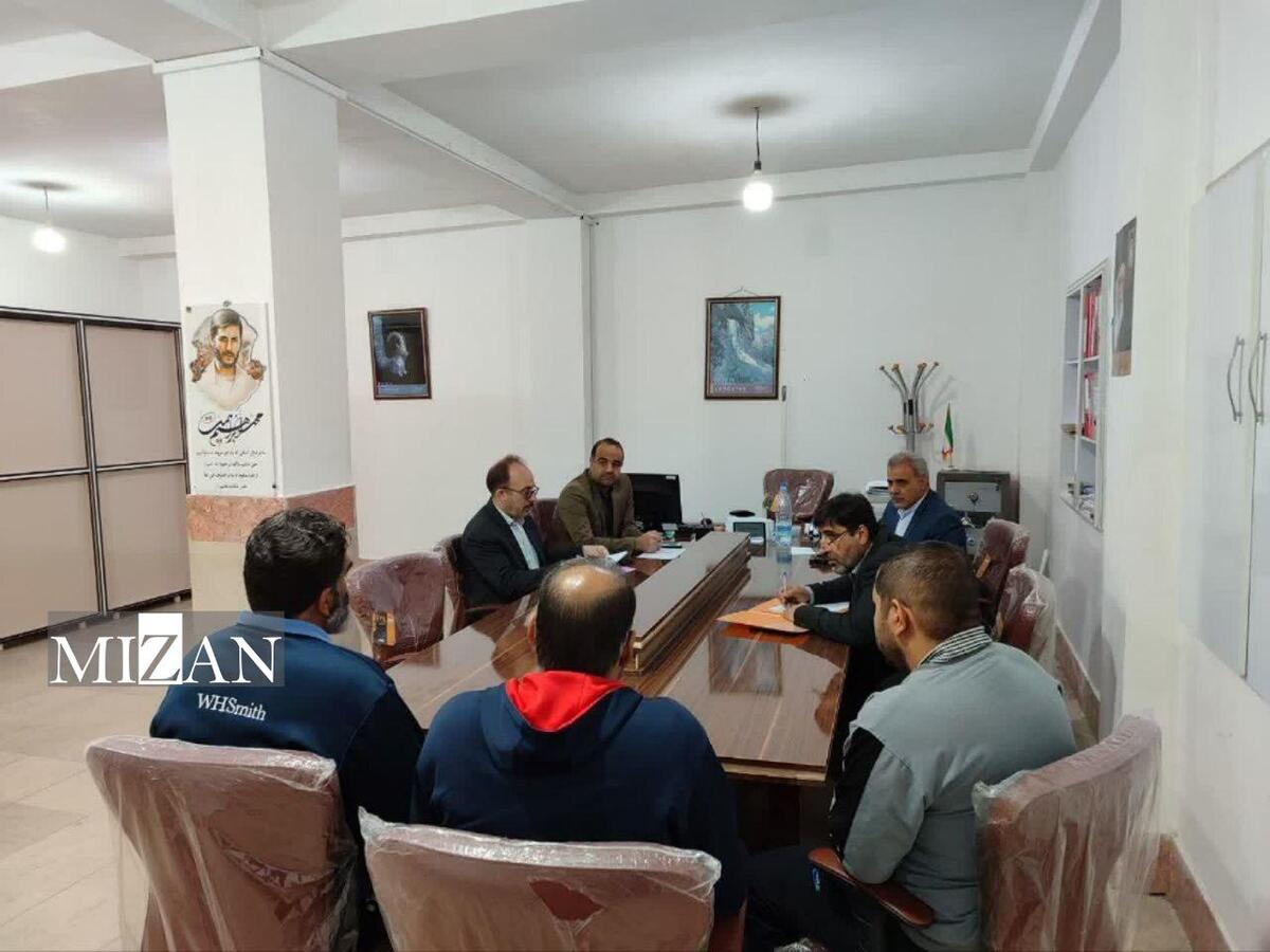 مدیرکل تعزیرات حکومتی لرستان از زندان مرکزی خرم‌آباد بازدید کرد