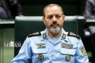 وزیر دفاع: احساس نظارت، مسئولان را به عملکرد بهتر وادار می‌کند