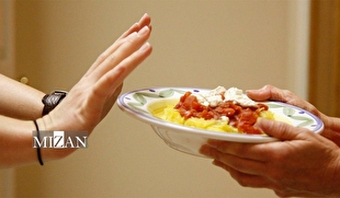 حذف وعده‌های غذایی مانند شام یا صبحانه راه مناسبی برای کاهش وزن نیست