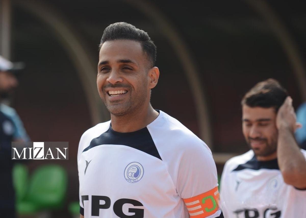 حمودی: در استقلال قهرمان شدم، اما هیچ‌کس به‌جز سپاهان یادم نبود/ تلاش می‌کنم روزی به نیمکت این ۲ تیم برسم