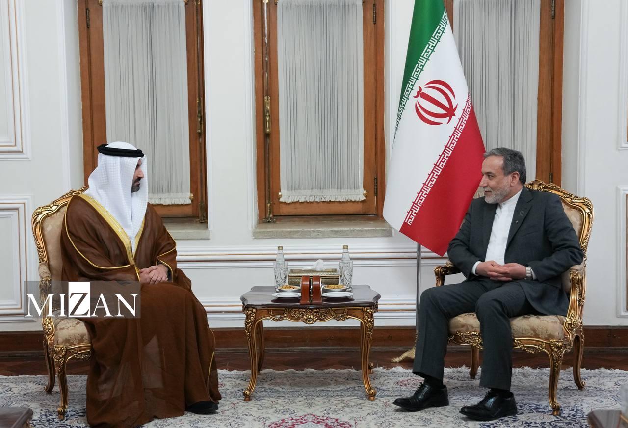 سفیران عمان و امارات استوارنامه خود را تسلیم عراقچی کردند