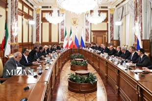 عارف: روابط تهران‌ـ مسکو باید در مسیر توسعه و تعمیق بیشتر حرکت کند