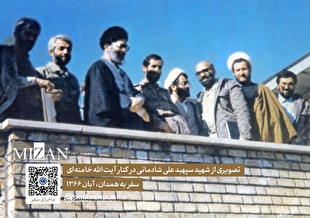 تصویری از شهید سپهبد علی شادمانی در کنار رهبر انقلاب در سال ۱۳۶۶