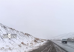 بارش باران و برف در جاده‌های ۱۰ استان کشور