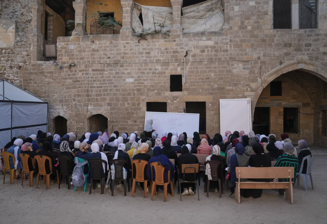 بازگشت به مدرسه پس از ۲ سال