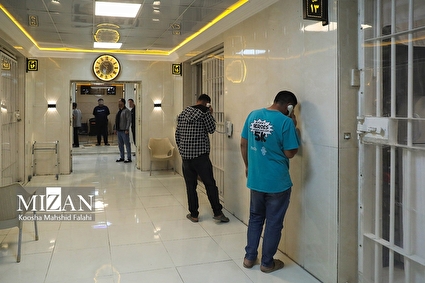 بازدید رئیس کل محاکم تهران از زندان تهران بزرگ