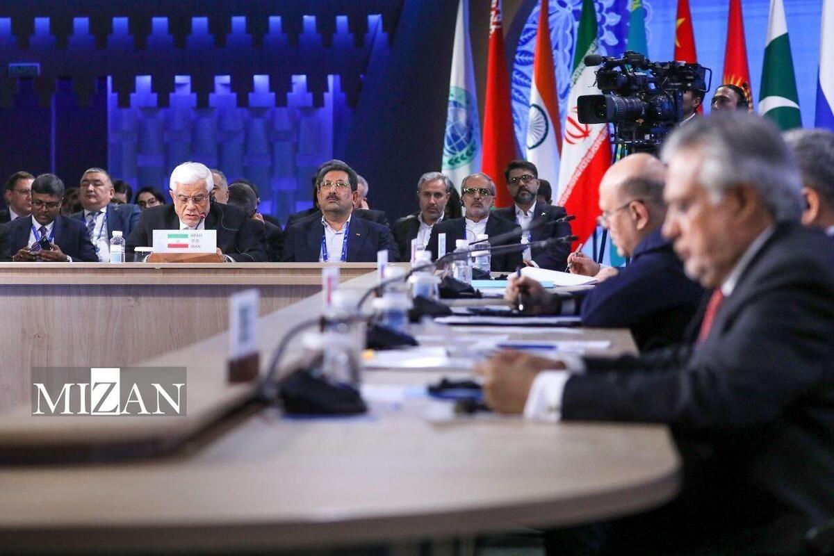 عارف: تفکرات خانواده شانگهای به ایران نزدیک است