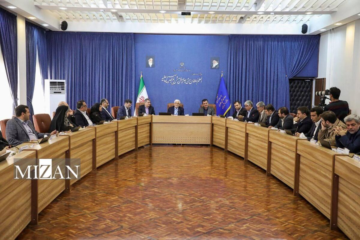 عارف: آموزش هوش مصنوعی را باید از مدارس شروع کنیم