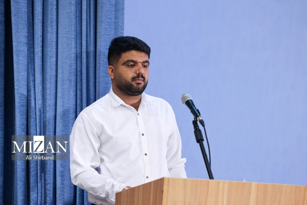 مصطفی بوشاسب، نماینده دانشگاه فرهنگیان ایلام نشست صمیمی دانشجویان با رئیس قوه قضاییه، فرصتی برای طرح دغدغهها/دانشجویان ایلام از پاسخهای دلسوزانه رئیس قوه قضاییه امید گرفتند