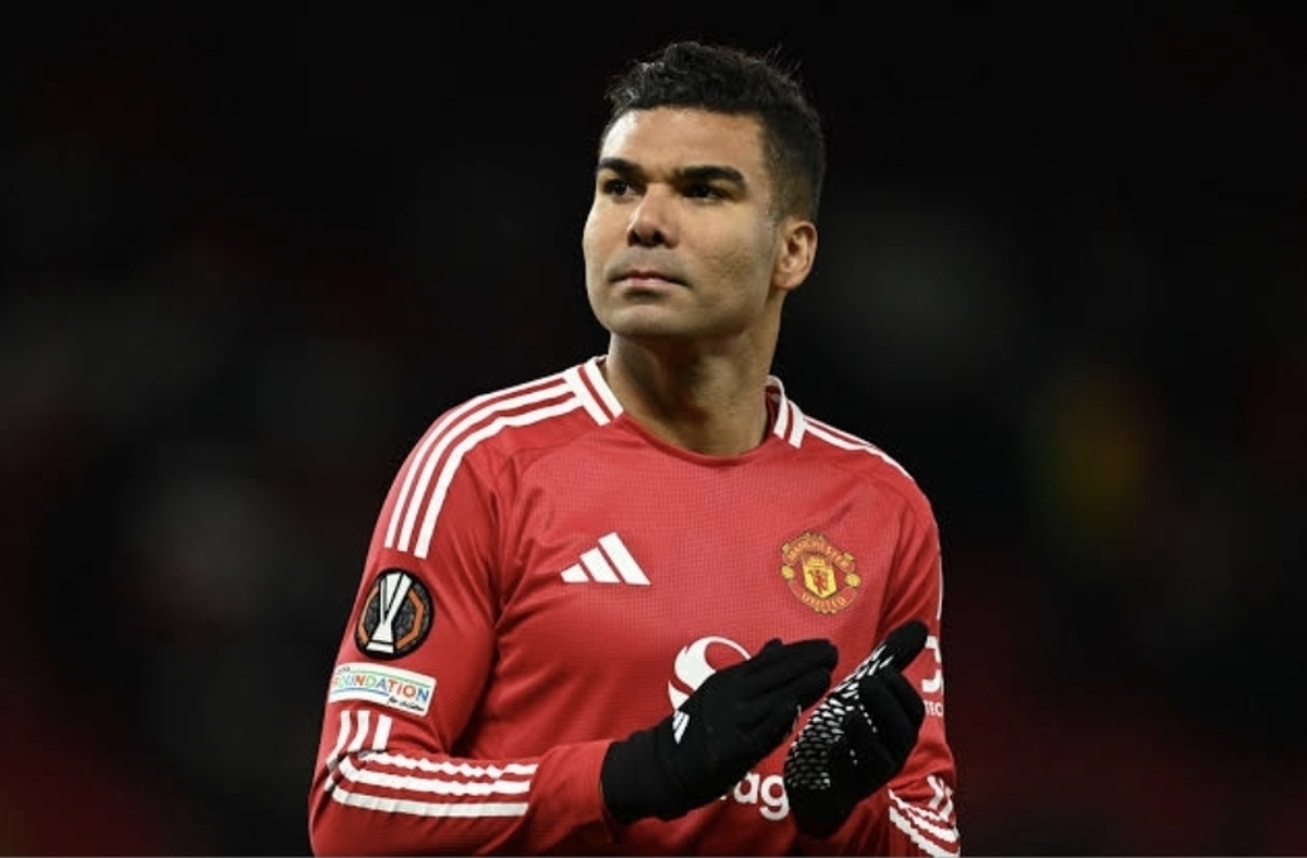 حمله تند اسطوره شیاطین‌سرخ به منتقدان/ رابسون: کاسمیرو همچنان یک بازیکن در سطح جهانی است