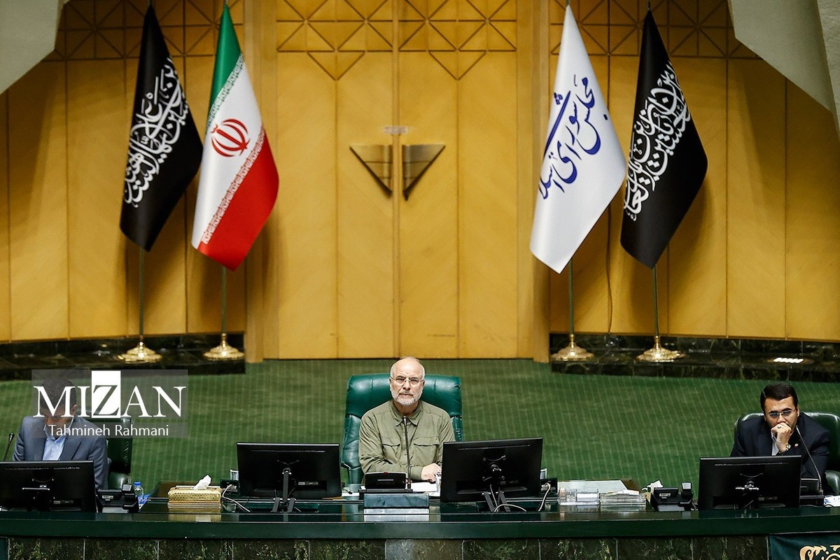 درگیری مجازی در واکنش به صحبت‌های قالیباف درباره مواضع روحانی و ظریف