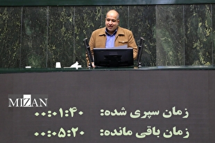 خضریان: سرپرست امور اطلاع‌رسانی دولت یک‌شبه در پتروشیمی جم با حقوق ۲۰۰ میلیونی استخدام شد