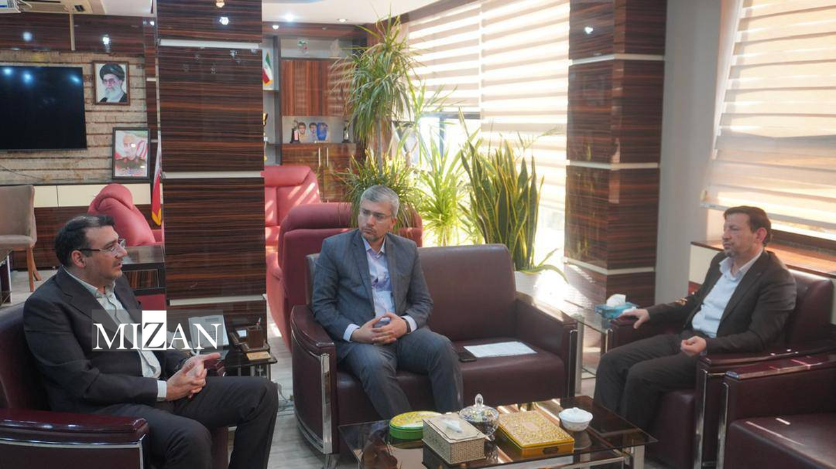 نشست رئیس کل دادگستری بوشهر و نماینده مردم دشتستان با رئیس سازمان اموال تملیکی کشور برگزار شد