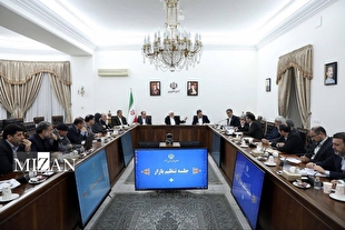 عارف: خالی کردن دل مردم هنر نیست/مسئولان اختلافات را در تریبون‌ها مطرح نکنند