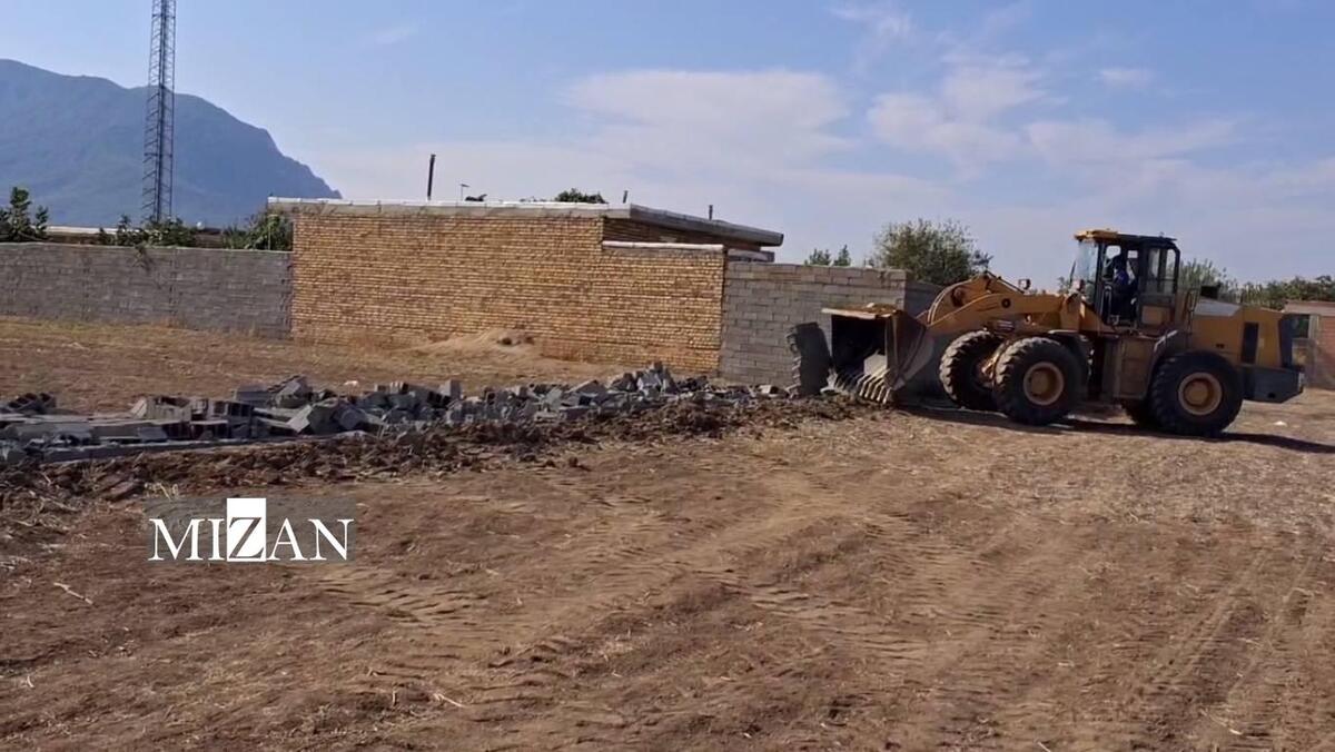 ۱۱ سازه غیرمجاز در شهرستان کلاله تخریب شد