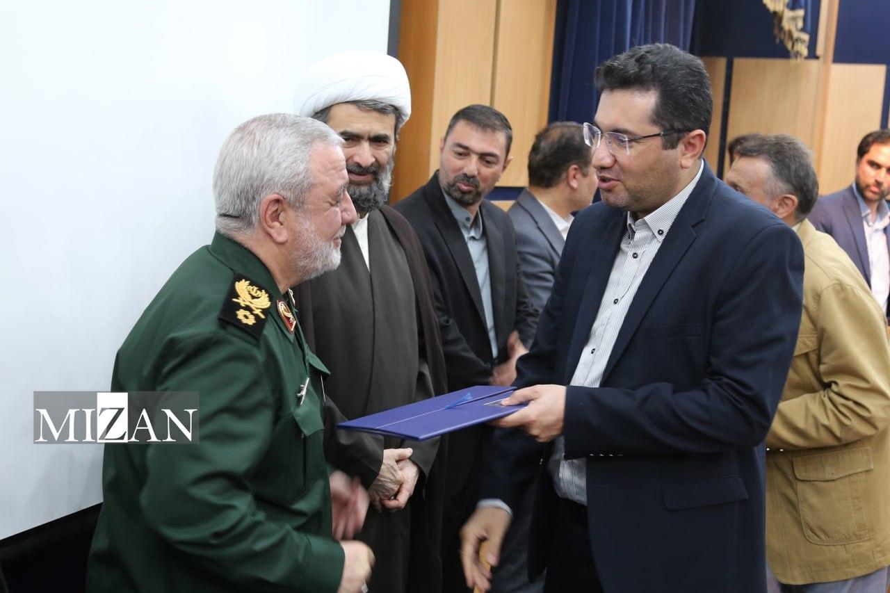 روایت یک قاضی نمونه کشوری از تلخی و شیرینی دنیای قضاوت/ از تلاش برای شنیدن صدای مردم تا پرهیز از پیش‌داوری در رسیدگی‌ها/ وقتی کلام معصوم (ع) چراغ راه یک قاضی می‌شود