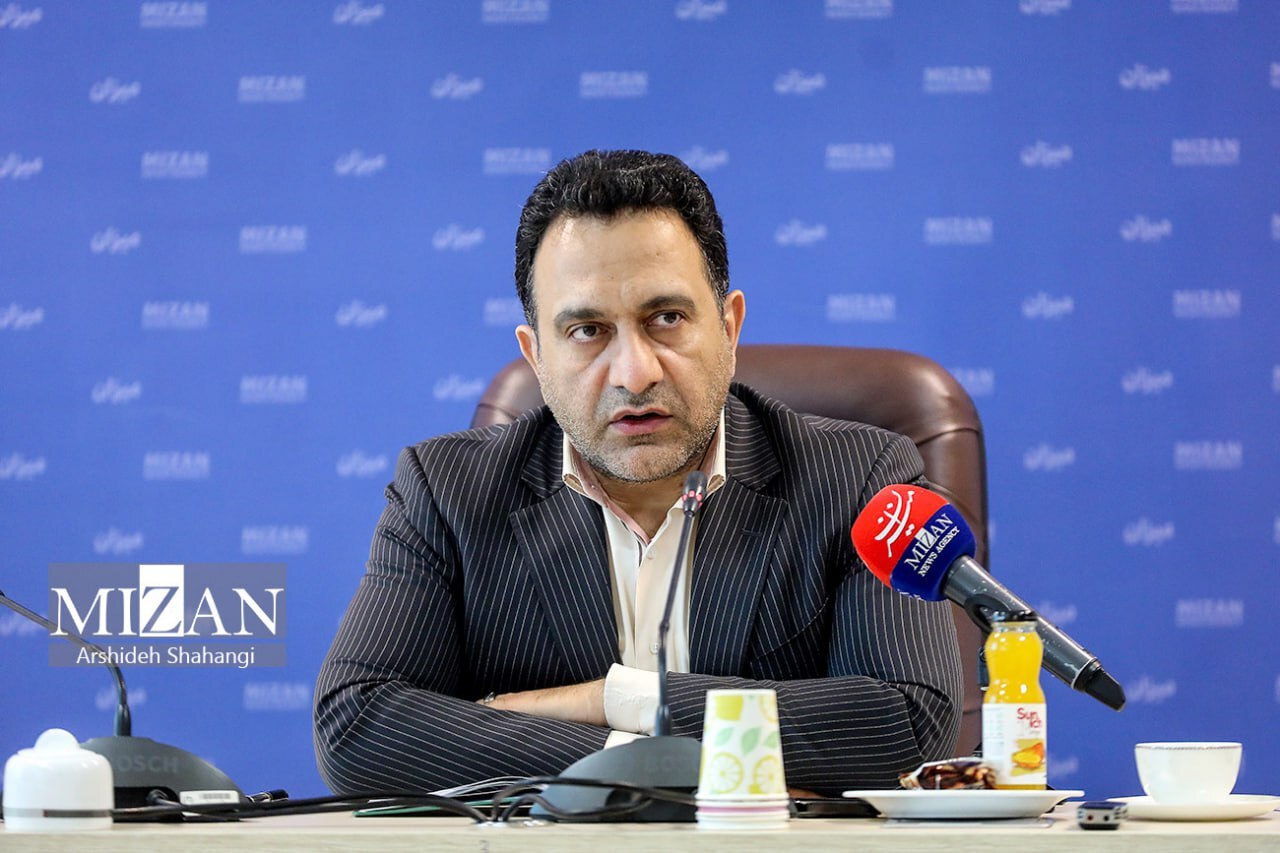 قنبری، مستشار قضایی معاونت اجتماعی و پیشگیری از وقوع جرم قوه قضاییه و مدیرکل برنامهریزی و مطالعات اجتماعی و جرمشناسی معاونت خلأ نظارت و ضعف اطلاعرسانی، ریشه اصلی پروندههای کثیرالشاکی حوزه مسکن/ ضرورت همافزایی دستگاهها برای صیانت از حقوق مردم/ کارشناسان قضایی: پیشگیری، مؤثرتر از برخورد در مهار پروندههای حوزه مسکن است