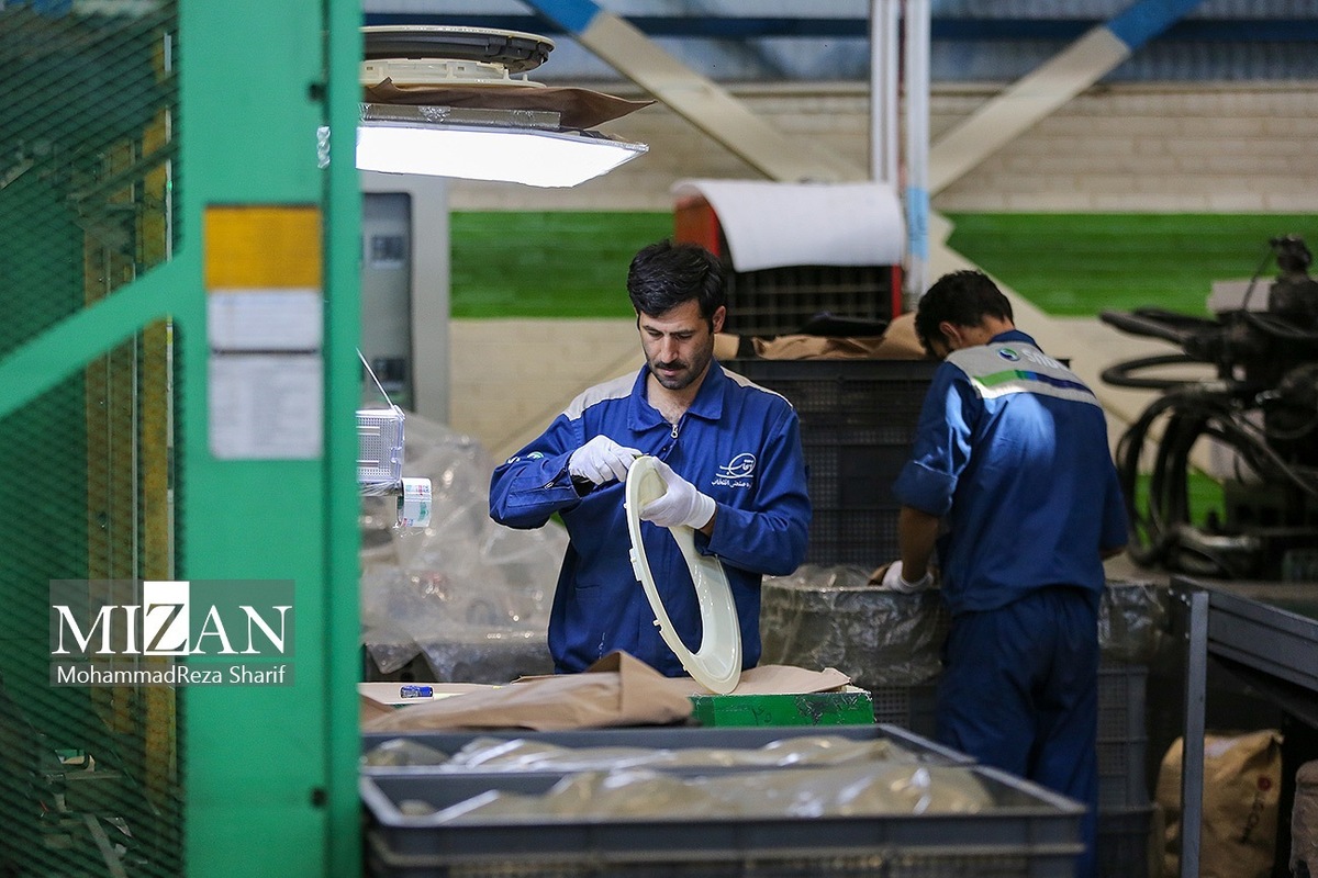 اجرای بیش از ۳۰ هزار طرح اشتغال‌زایی در مناطق محروم توسط ستاد اجرایی فرمان امام خمینی (ره)