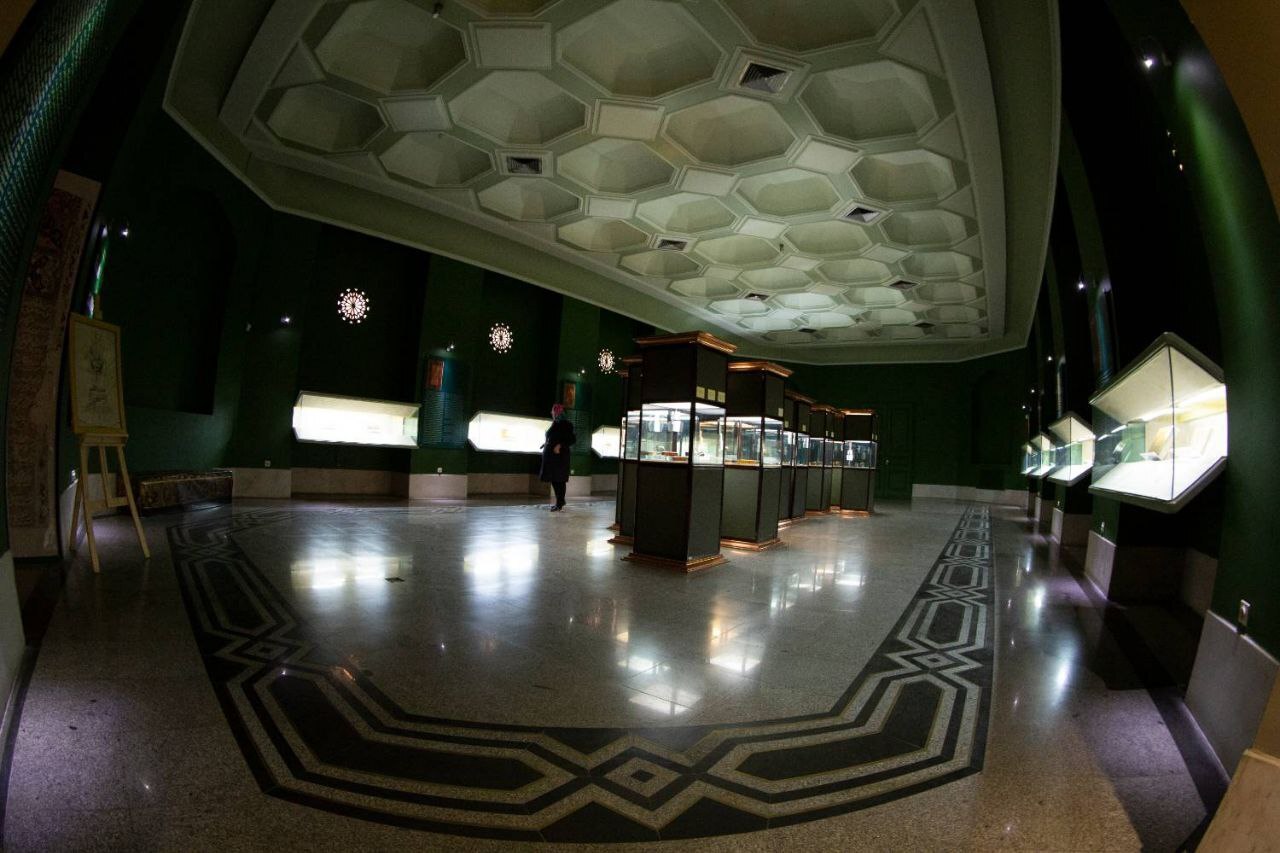 بالندگی کتابخانه و موزه ملی ملک در پرتوی سنت حسنه وقف