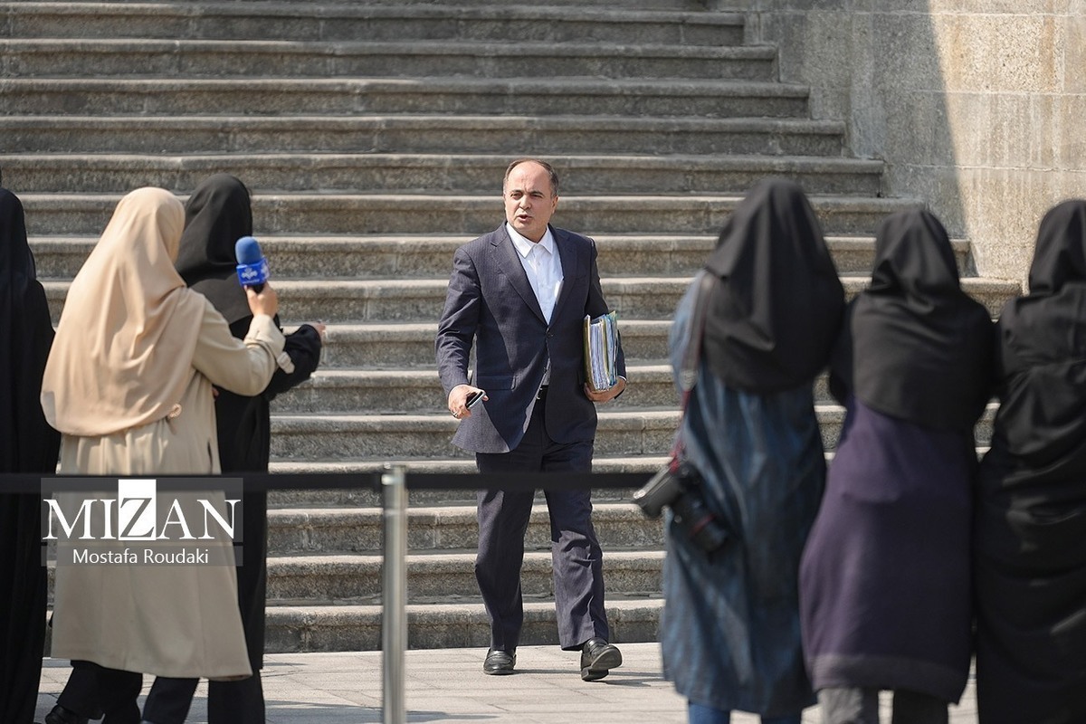 قول وزیر جهاد کشاورزی پس از ورود رئیس قوه قضاییه به موضوع نهاده‌های دامی/ طی دو تا سه روز آینده نهاده واحدهای دامداری و مرغداری تأمین می‌شود