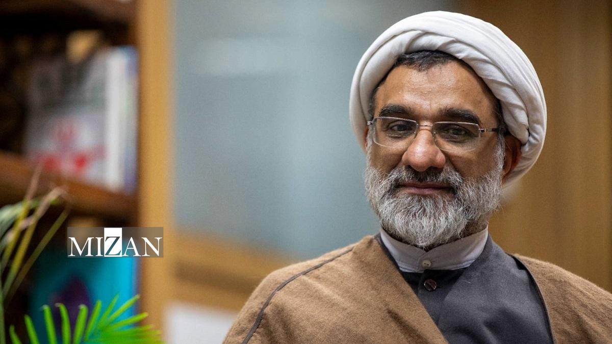 دبیر شورای عالی انقلاب فرهنگی: سیره امام رضا (ع) باید الگوی جامعه باشد