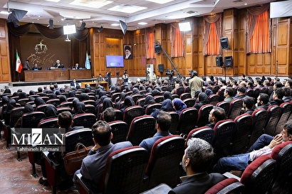 تذکر و انتقاد رئیس دادگاه محاکمه منافقین نسبت به وضعیت عجیب استانداردهای دوگانه برخورد با تروریسم در برخی کشورها