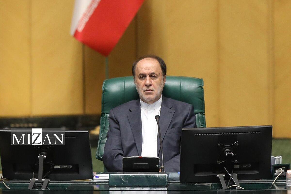 نایب رئیس مجلس: دولت به معیشت پرستاران توجه ویژه کند