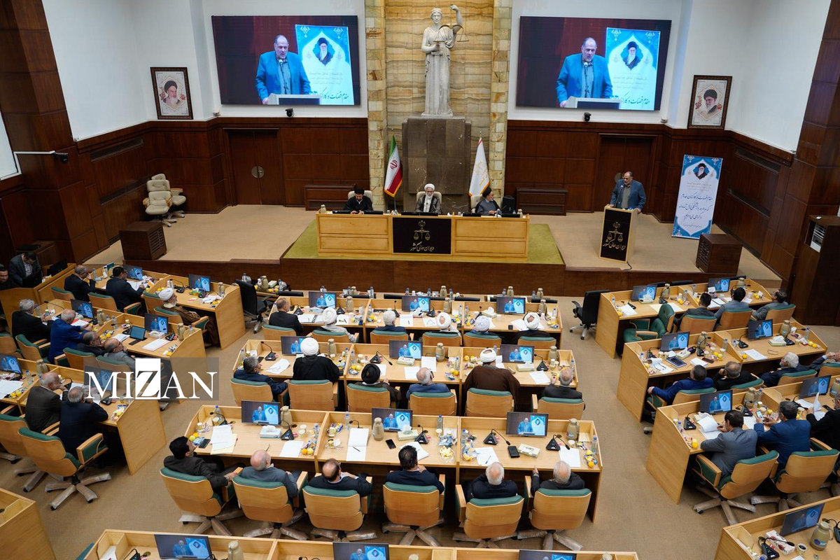 هیئت عمومی دیوان عالی کشور دو پرونده اصراری حقوقی را بررسی کرد