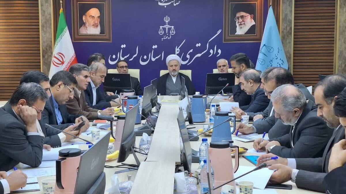 رئیس کل دادگستری لرستان: دستگاه قضایی هیچ‌گونه مماشاتی در برخورد با احتکار، گران‌فروشی و ایجاد التهاب در بازار نخواهد داشت