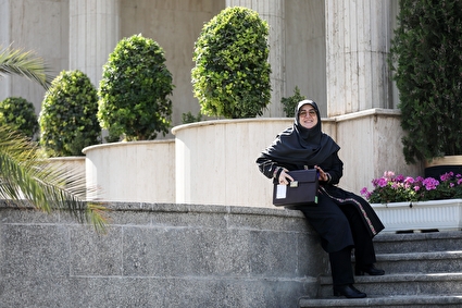 حاشیه جلسه هیئت دولت - ۷ آبان۱۴۰۴