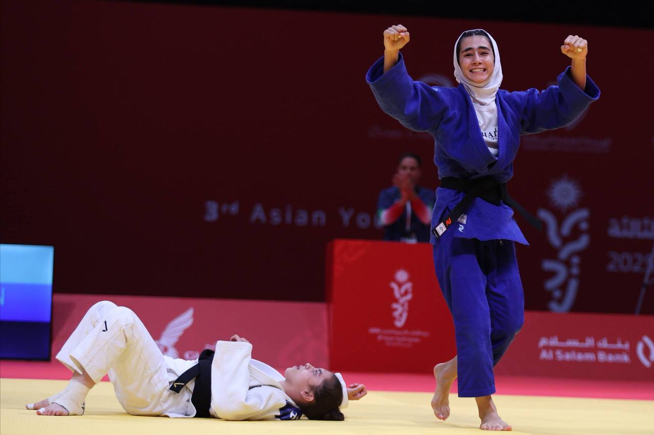 بازی‌های آسیایی جوانان| ۲ طلا و ۲ برنز در انتظار کشتی آزاد/ شکیبایی به فینال جودو دختران رسید/ ۲ برنز زهرا حسینی در وزنه‌برداری