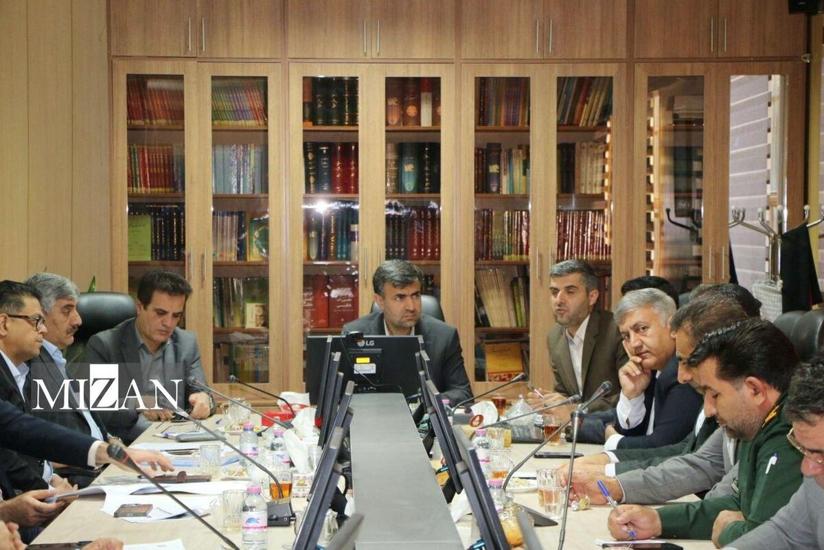 کارگروه مشترک برای رفع چالش‌ها و مشکلات مربوط به تأمین برق و آب در شهرک‌های صنعتی شیراز تشکیل شد