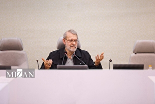 لاریجانی: برخی از زعمای سیاسی کشور هنوز حساسیت و خطیر بودن موقعیت فعلی را درک نکرده‌اند