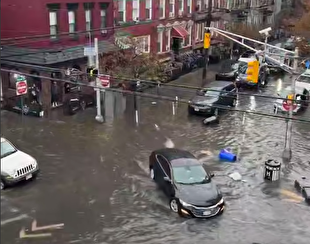 سیل ناگهانی در نیویورک، طوفان و سیلاب زندگی مردم آمریکا را مختل کرد