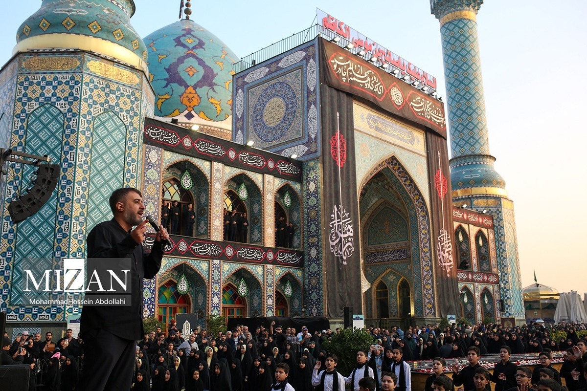 همخوانی سرود «خورشید نمی‌سوزد» با حضور پویانفر و ۲ هزار نوجوان