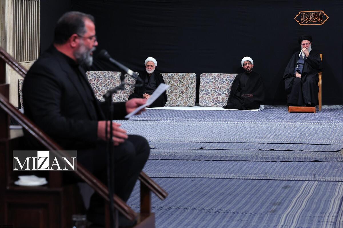 دومین شب مراسم عزاداری شهادت حضرت فاطمه (س) با حضور رهبر انقلاب