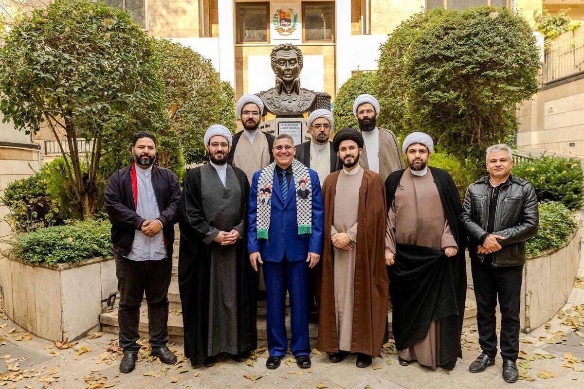 دیدار مدیران حوزه‌های علمیه تهران با سفیر ونزوئلا؛ از محکومیت اقدامات آمریکا تا اعلام آمادگی برای همکاری‌های معنوی