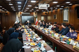 قمی: حمایت از حلقه‌های میانی یکی از راه‌های مهم شکوفایی ظرفیت‌های مردمی است